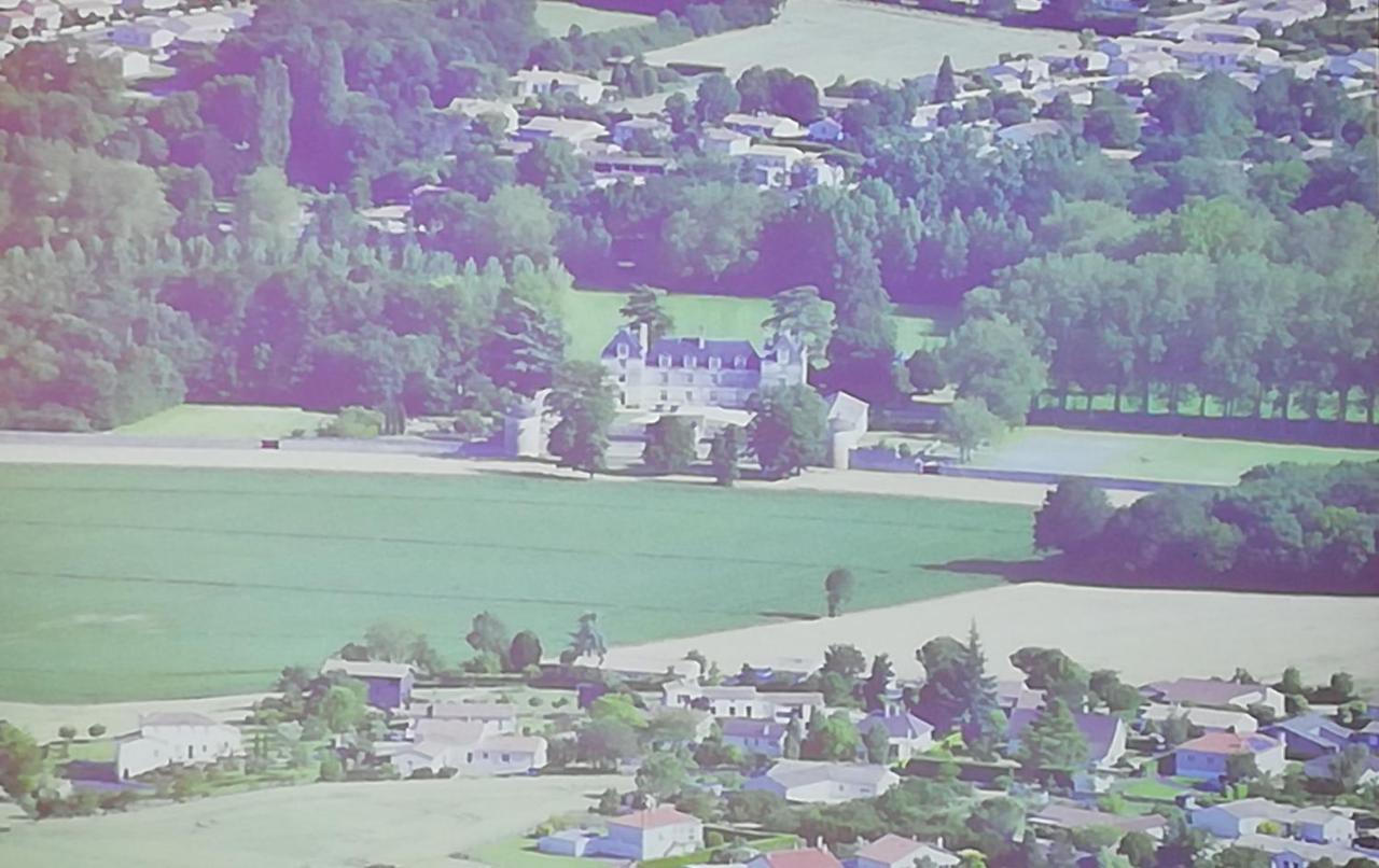Au Grain D'Orge Echire Exterior foto