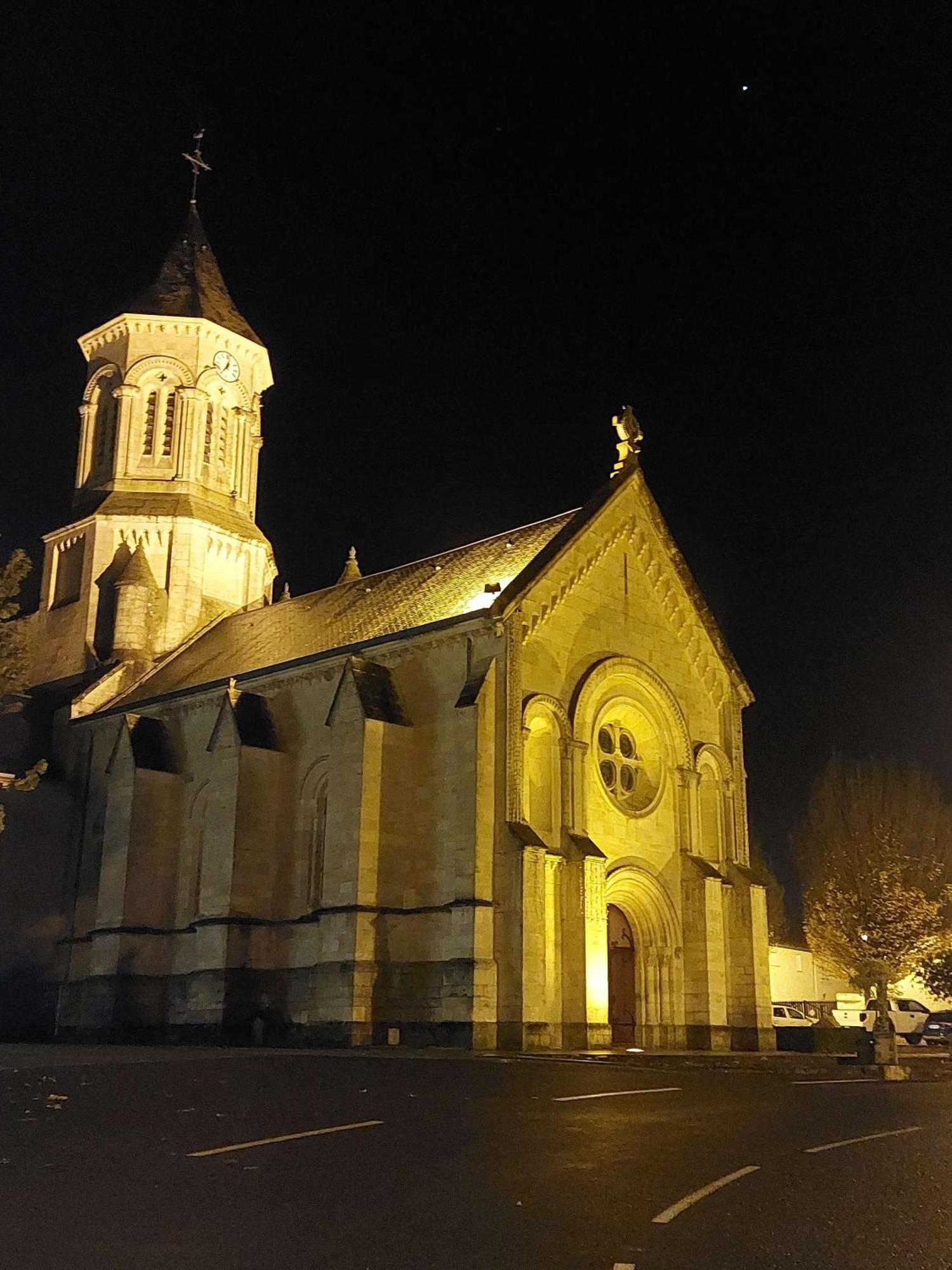 Au Grain D'Orge Echire Exterior foto